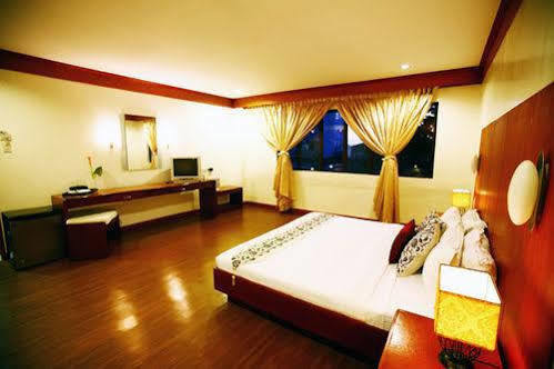 Nagaland Hotel Ngoại thất bức ảnh